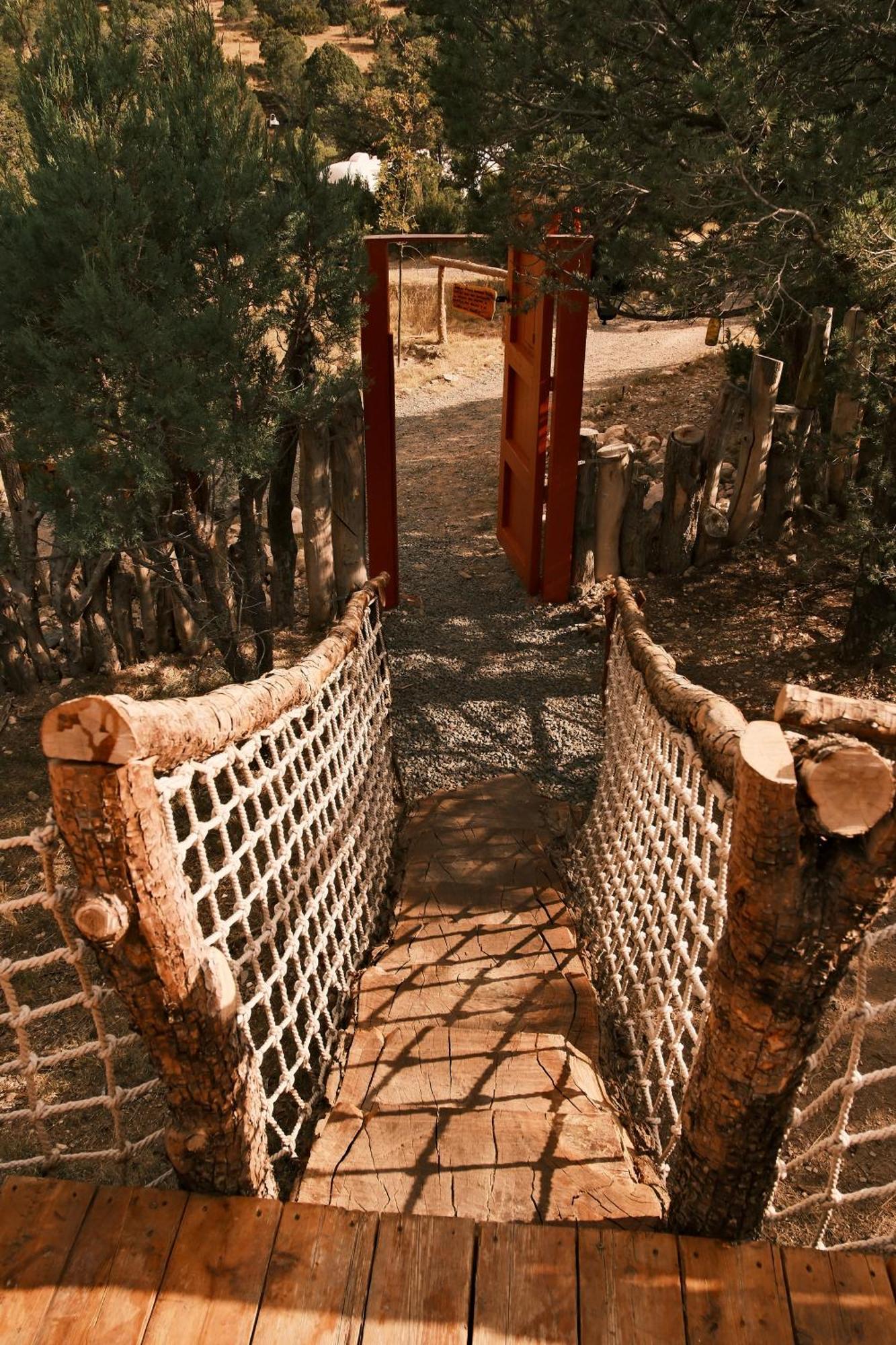 فيلا Crows Nest Treehouse At El Mstico Ranch Nogal المظهر الخارجي الصورة